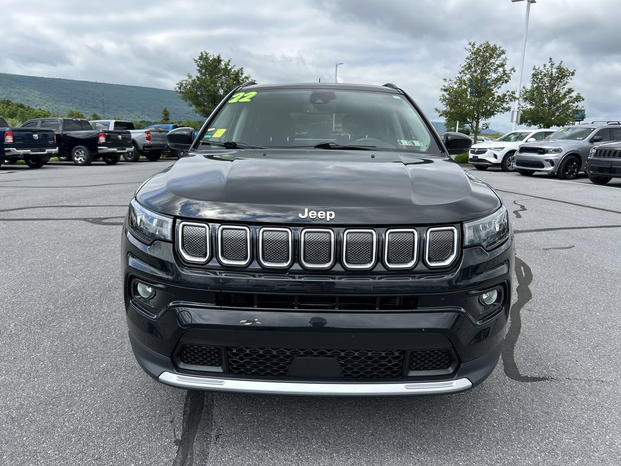 Used 2022 Jeep Compass Limited w/ Sun and Sound Group AWD/4WD image 13