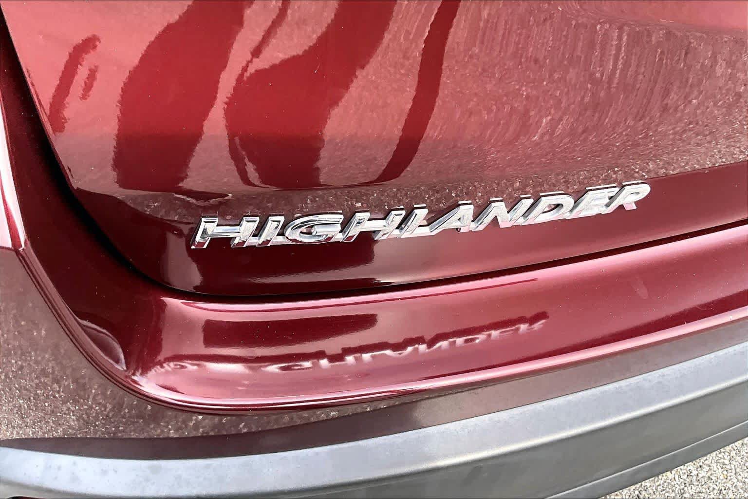 Used 2019 Toyota Highlander Plus AWD/4WD image 26