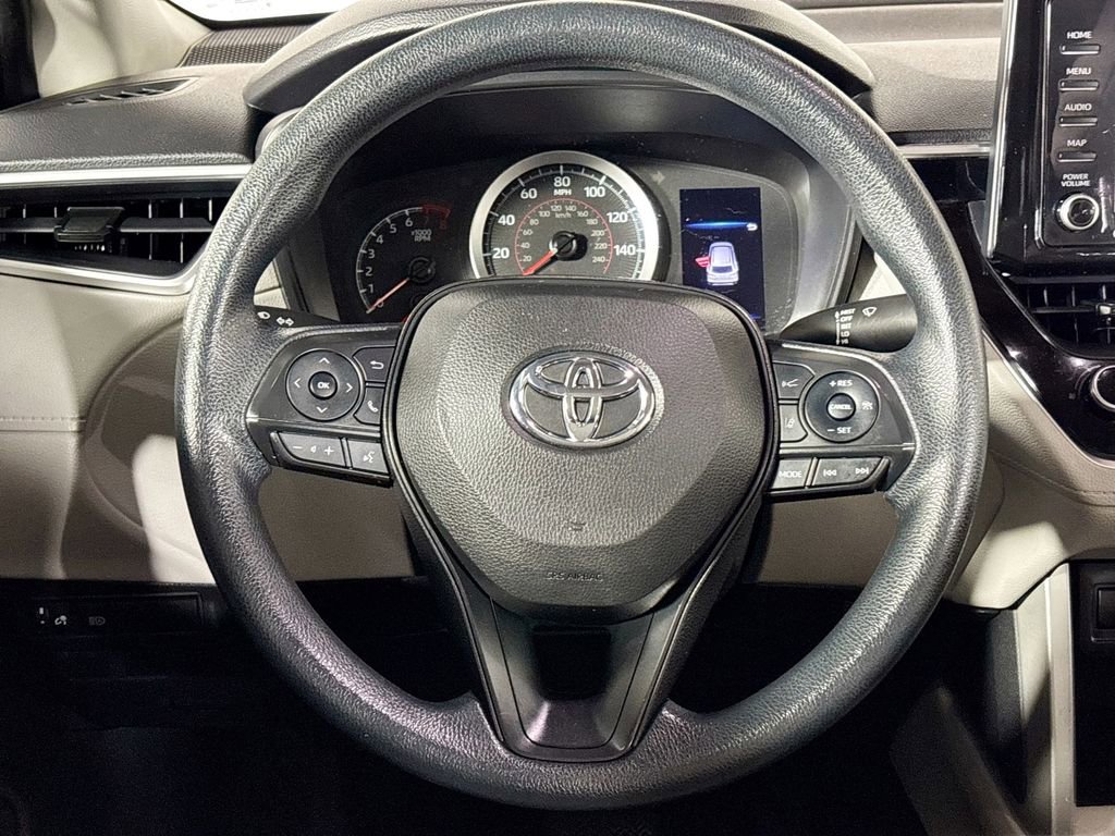 Used 2022 Toyota Corolla Cross L image 13