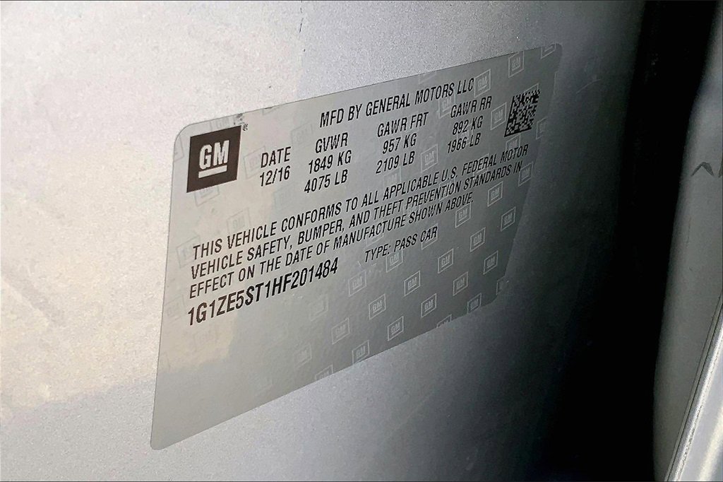 Used 2017 Chevrolet Malibu LT image 19