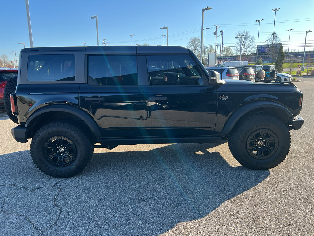 Used 2023 Ford Bronco Wildtrak image 9