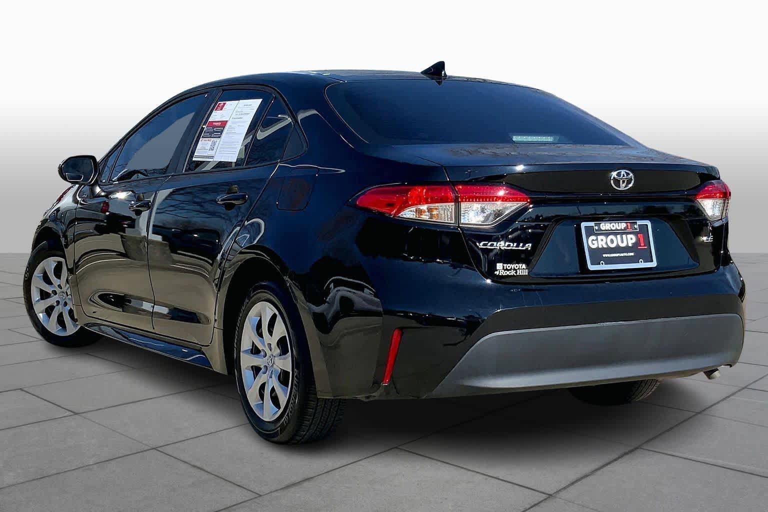 Used 2023 Toyota Corolla LE image 12