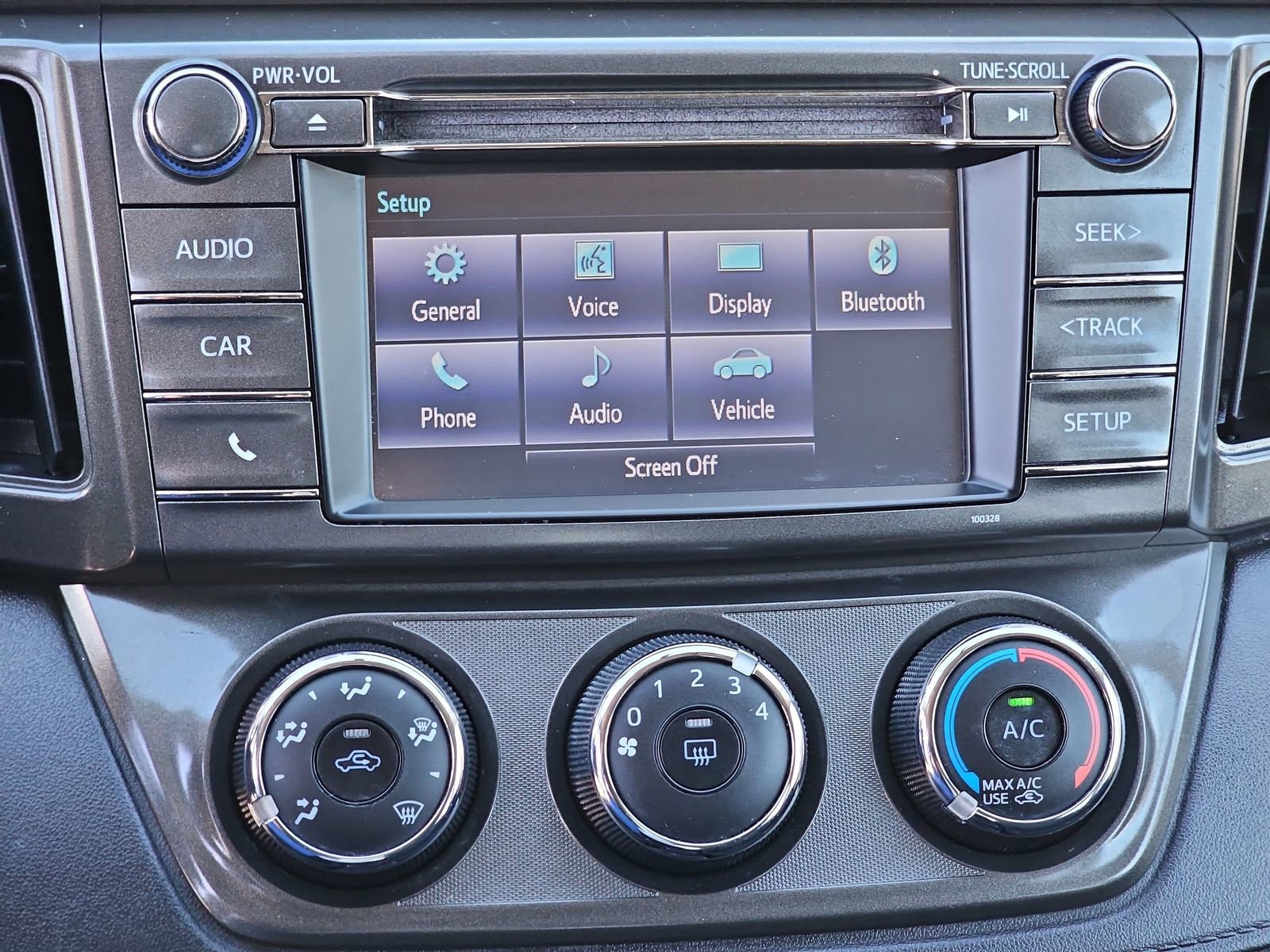 Used 2015 Toyota RAV4 LE image 22