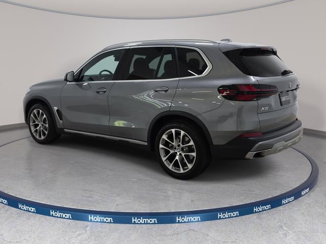 Certified 2026 BMW X5 xDrive40i w/ Parking Assistance Package AWD/4WD image 7