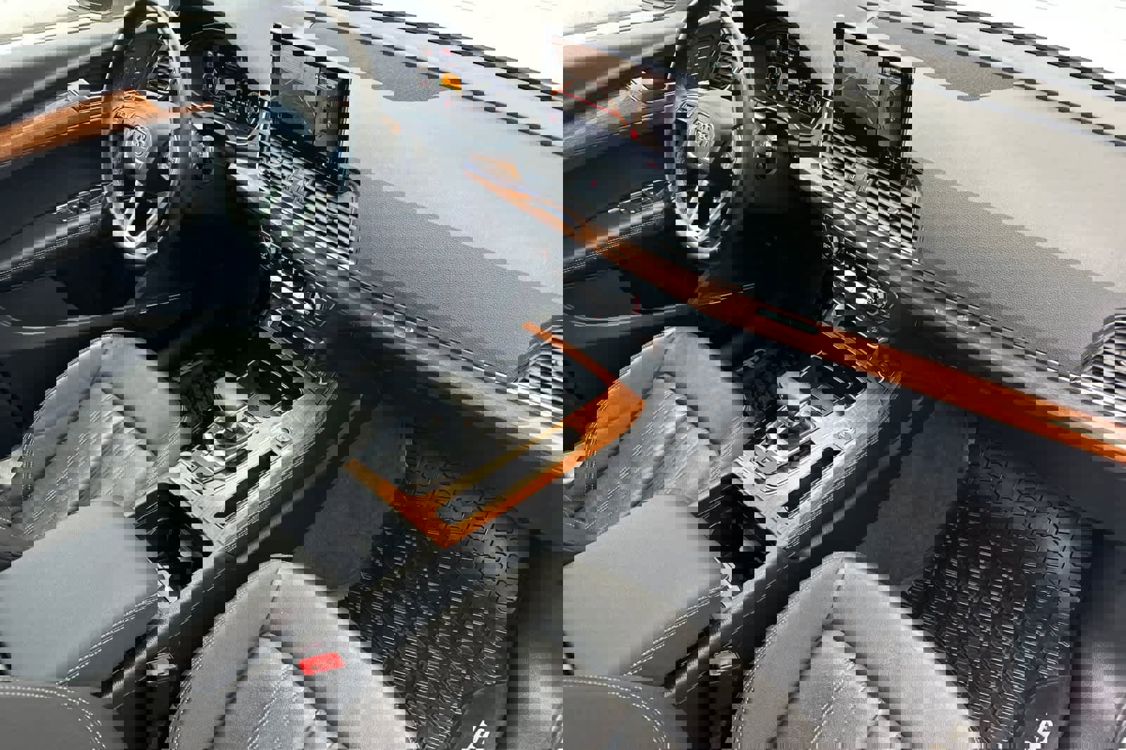 Used 2021 Audi Q5 e Premium Plus image 18