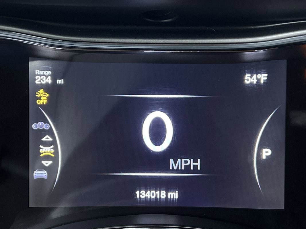 Used 2017 Jeep Grand Cherokee Trailhawk w/ Trailhawk Luxury Group AWD/4WD image 20