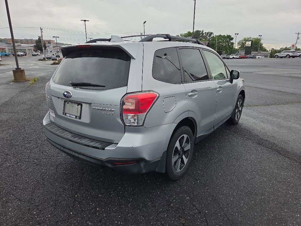 Used 2017 Subaru Forester 2.5i Premium w/ Rugged Package #1 AWD/4WD image 4