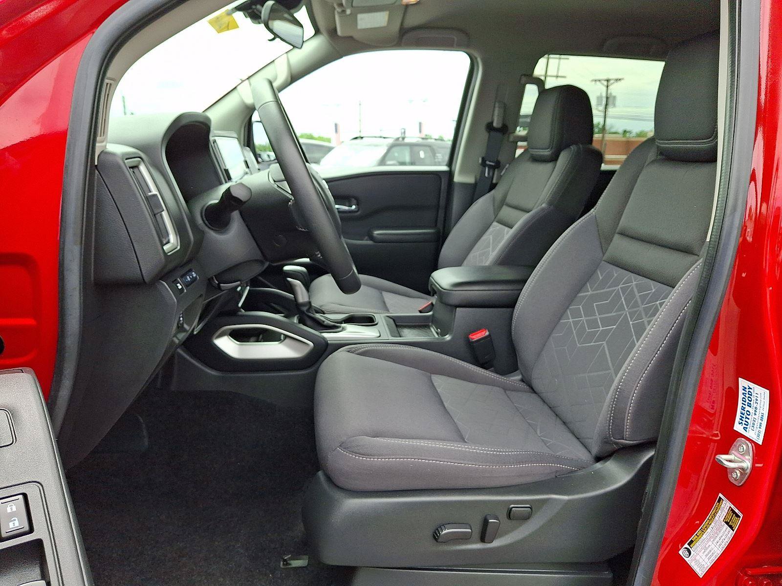 Used 2025 Nissan Frontier SV w/ SV Convenience Package AWD/4WD image 14