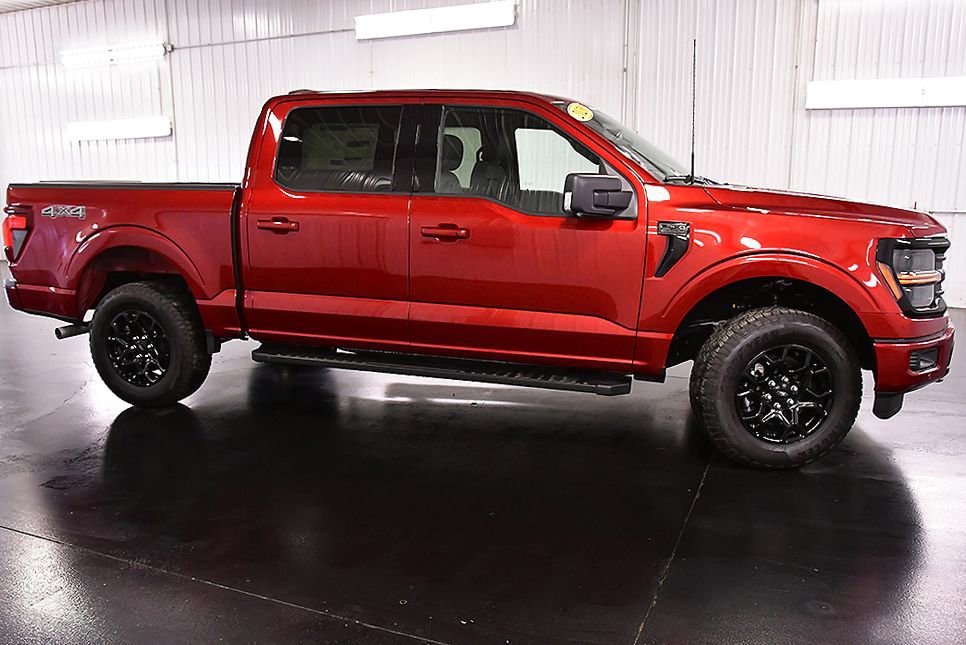 New 2026 Ford F150 XLT w/ Equipment Group 302A MID image 8