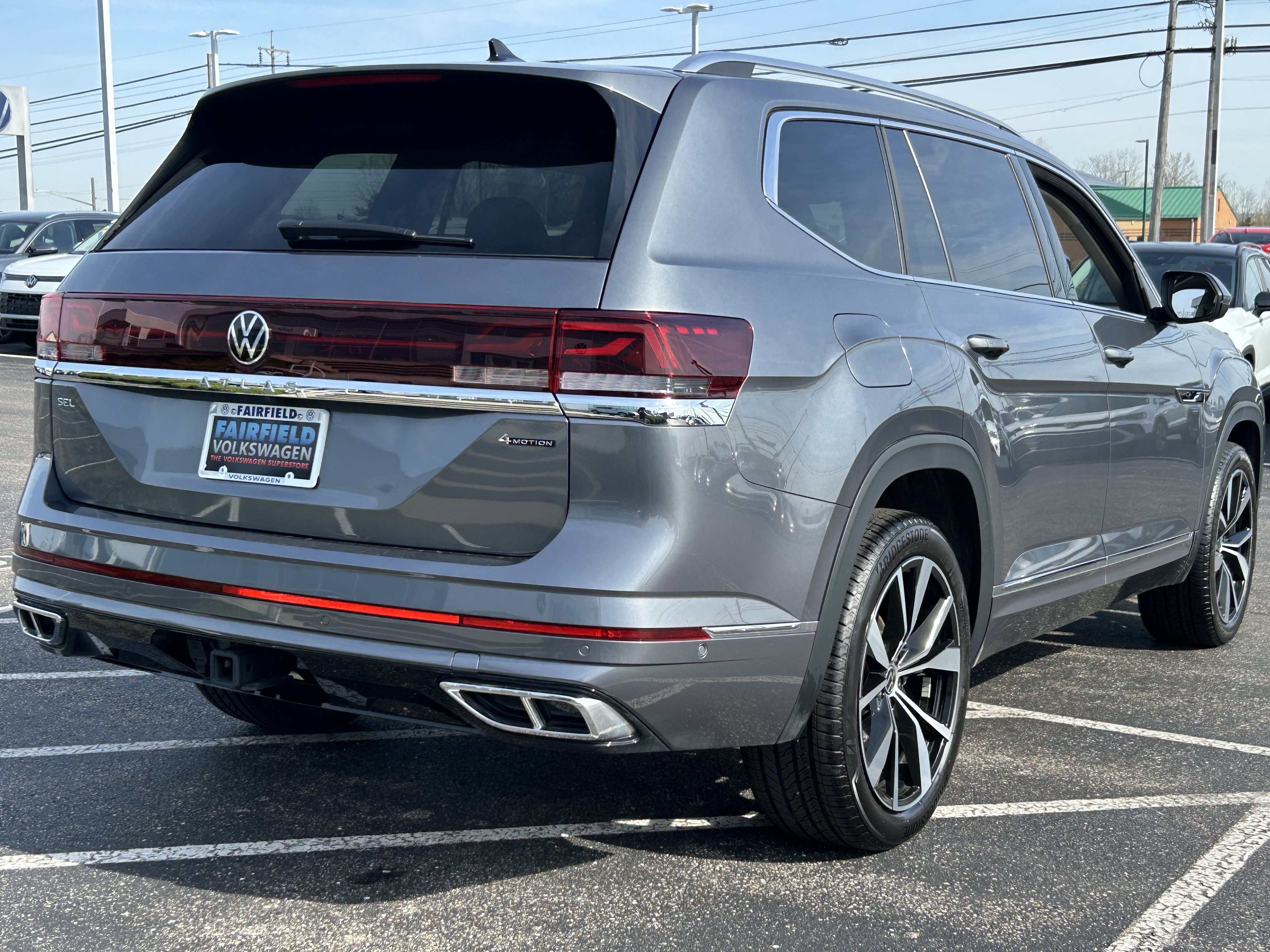 Certified 2025 Volkswagen Atlas SEL Premium R-Line image 7