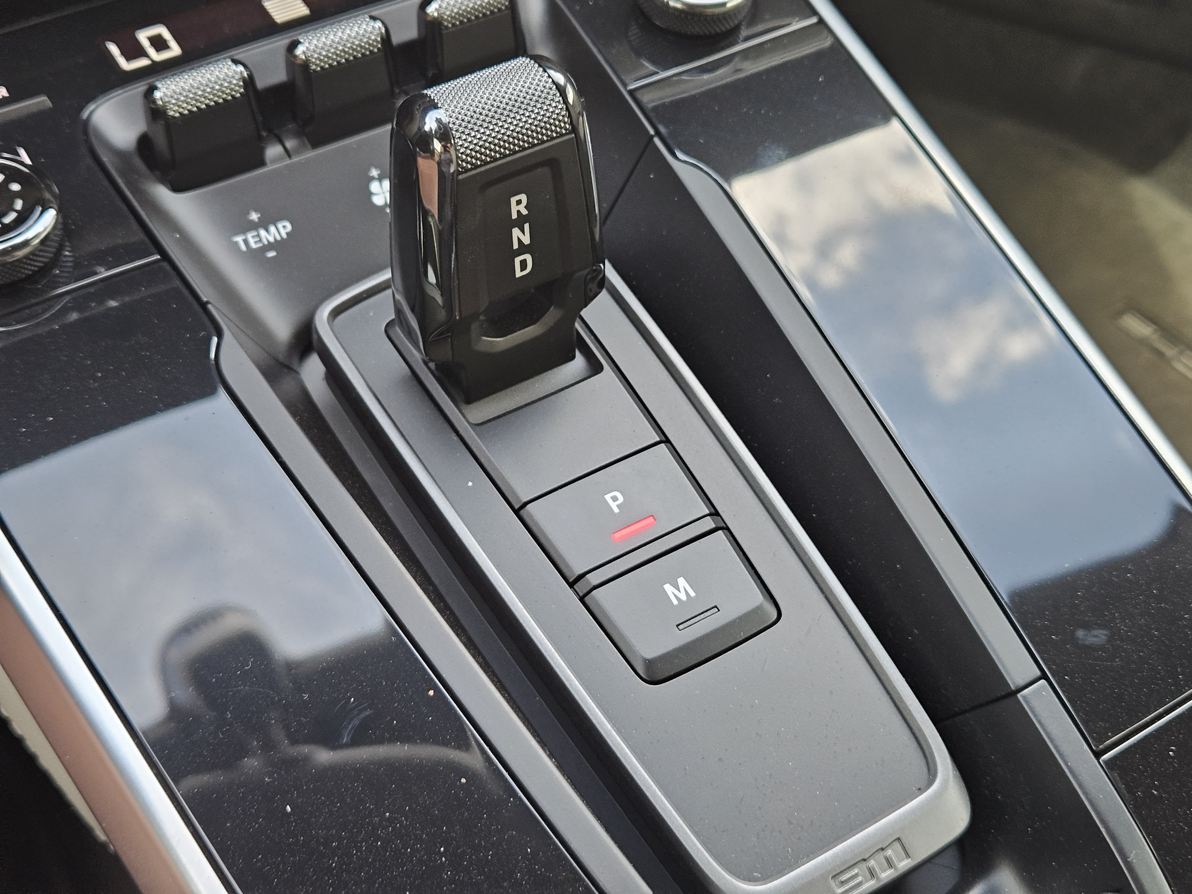 Certified 2022 Porsche 911 Turbo S AWD/4WD image 21