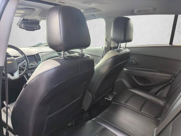 Used 2018 Chevrolet Trax Premier w/ Midnight Edition FWD image 20
