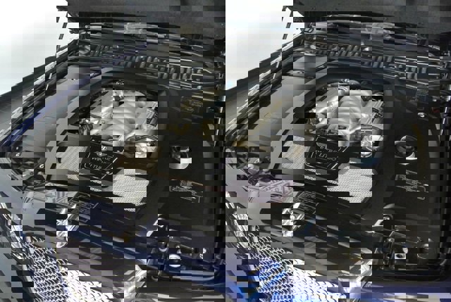 Used 2009 Bentley Azure image 10