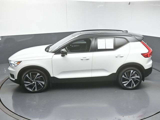 Used 2020 Volvo XC40 T5 R-Design w/ Protection Package AWD/4WD image 45