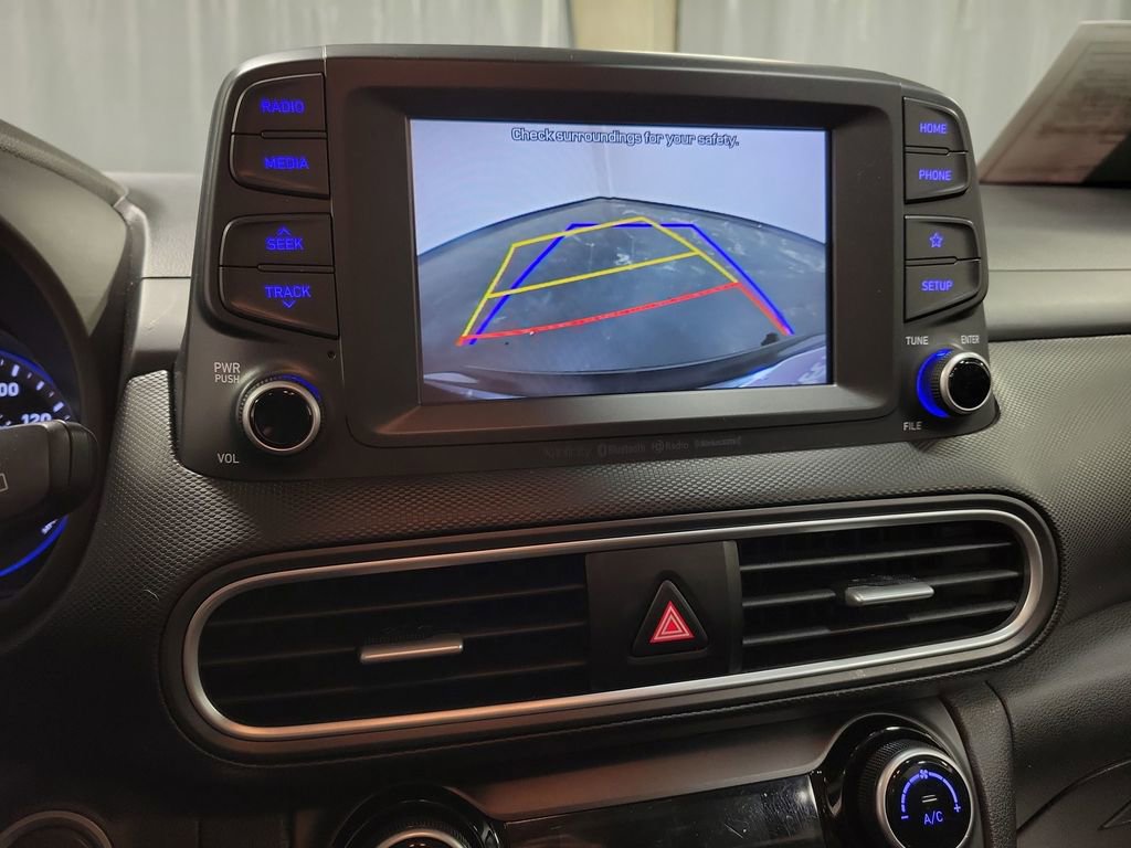 Used 2019 Hyundai Kona Limited image 17