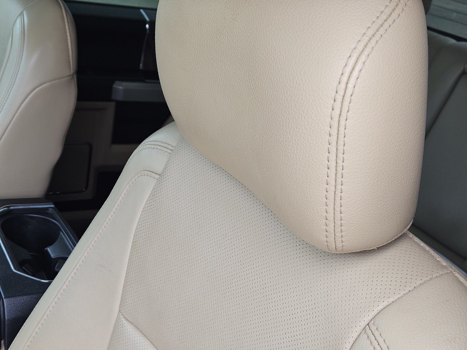 Used 2018 Ford F250 Lariat w/ Lariat Ultimate Package AWD/4WD image 20