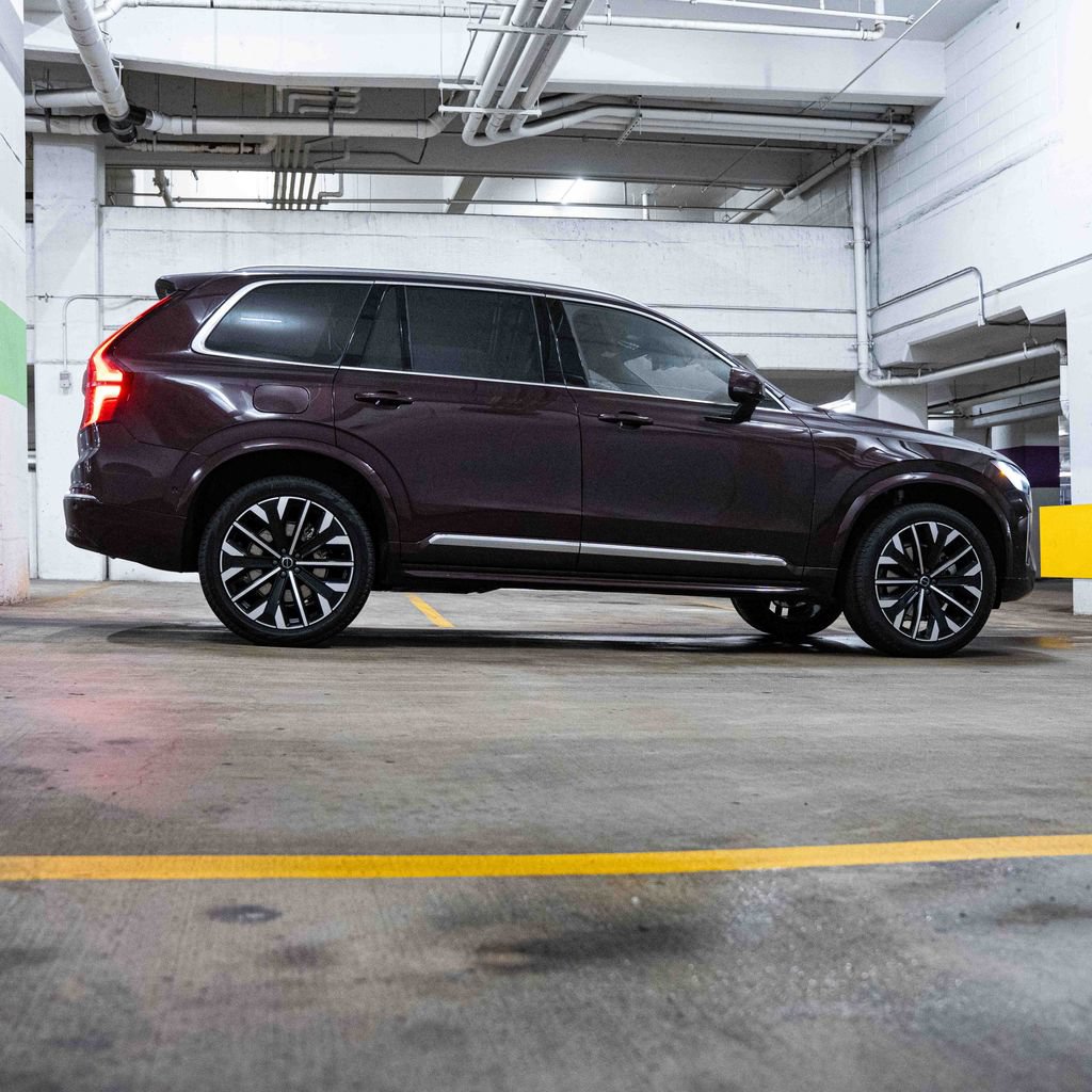 New 2026 Volvo XC90 B5 Plus AWD/4WD image 7