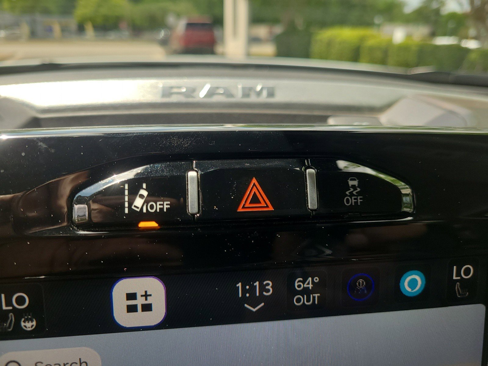 Used 2024 RAM 2500 Laramie w/ Safety Group image 31