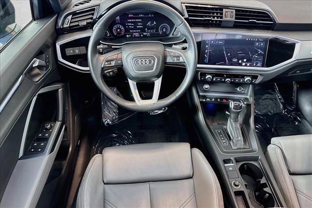 Used 2022 Audi Q3 2.0T Premium Plus w/ Premium Plus Package AWD/4WD image 21