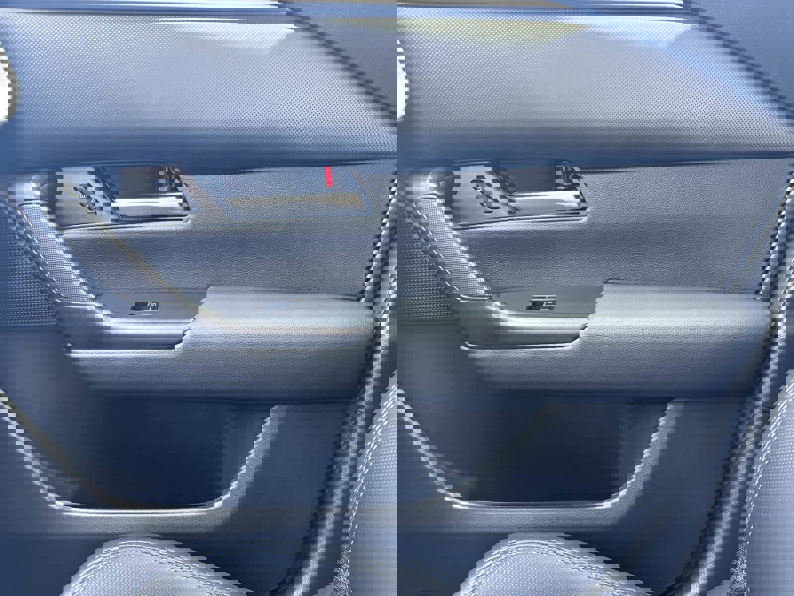 Certified 2025 MAZDA CX-50 2.5 Hybrid w/ Weather Package image 21