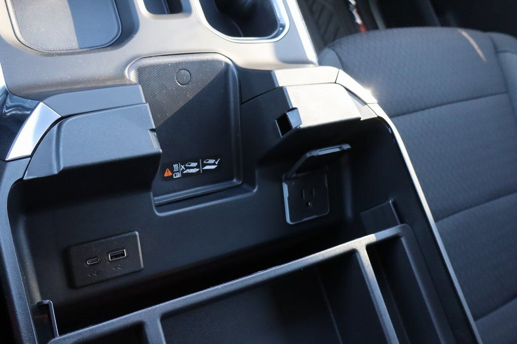 New 2026 Chevrolet Silverado 1500 LT w/ All Star Edition Plus image 14