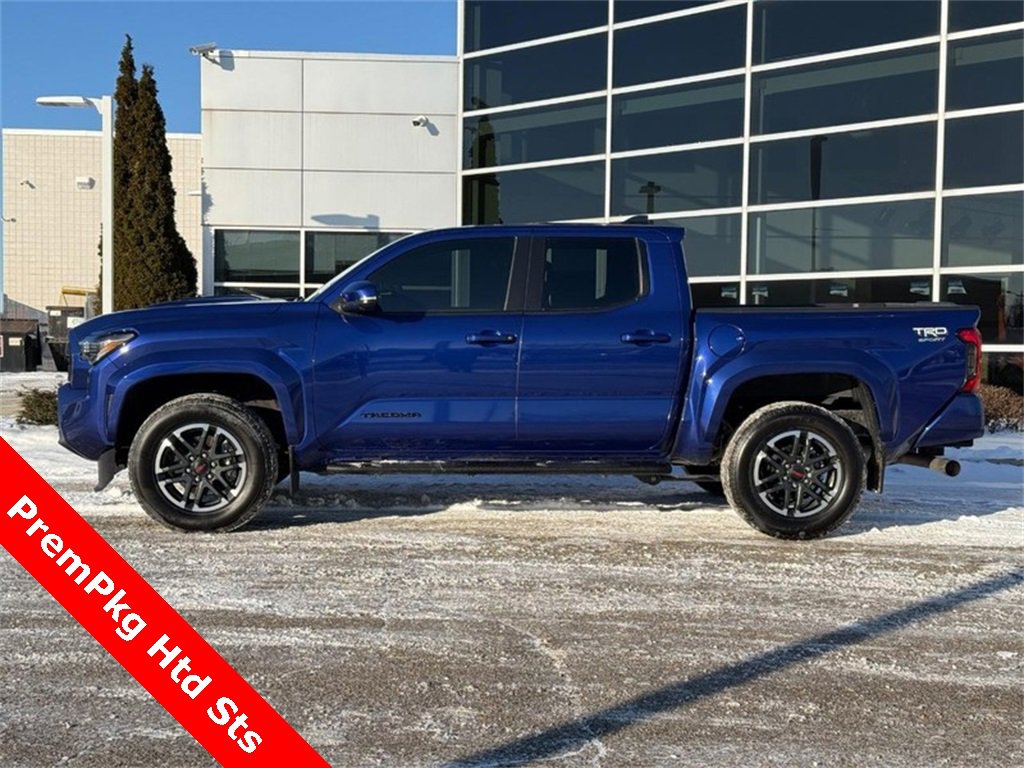 Used 2024 Toyota Tacoma TRD Sport w/ TRD Sport Premium Package image 6