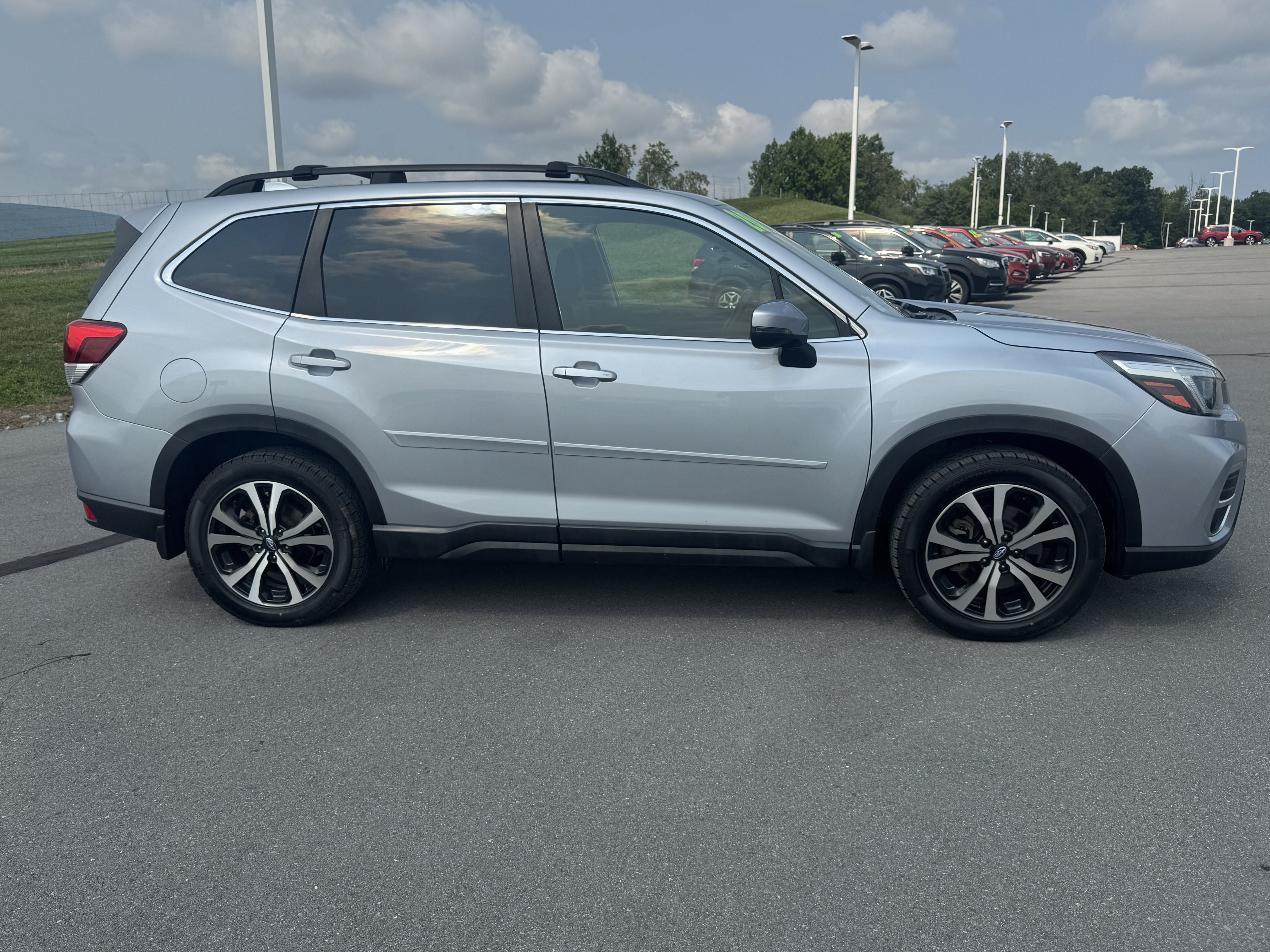 Used 2020 Subaru Forester Limited AWD/4WD image 2