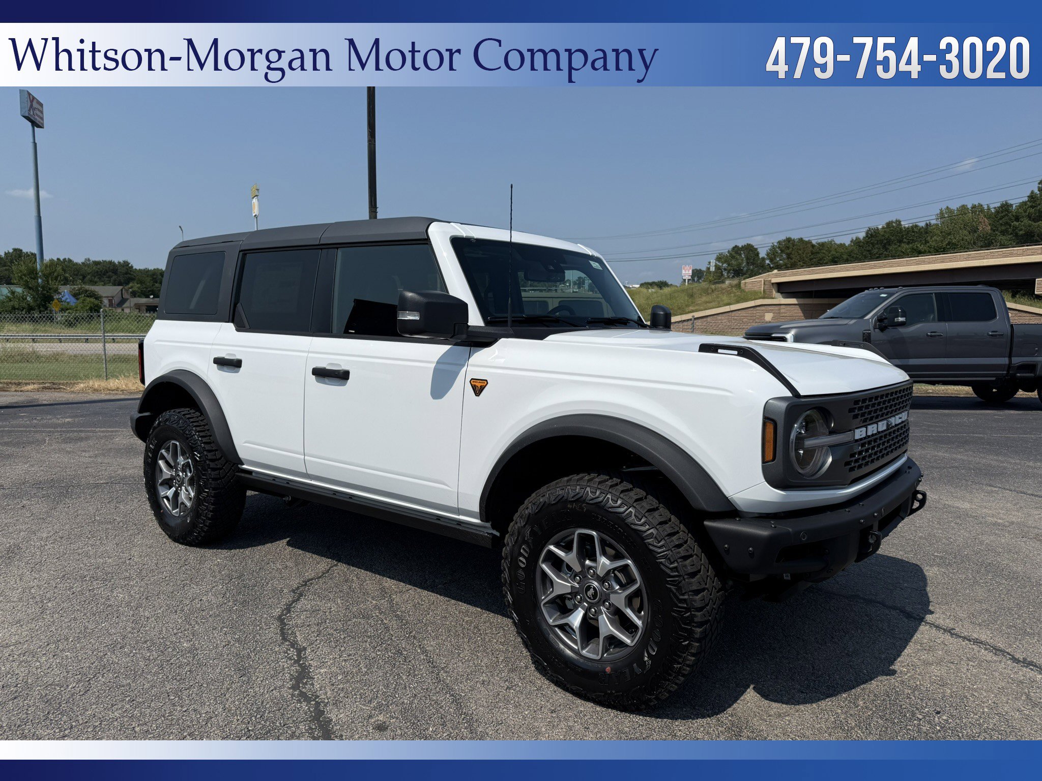 New 2025 Ford Bronco Badlands image 4