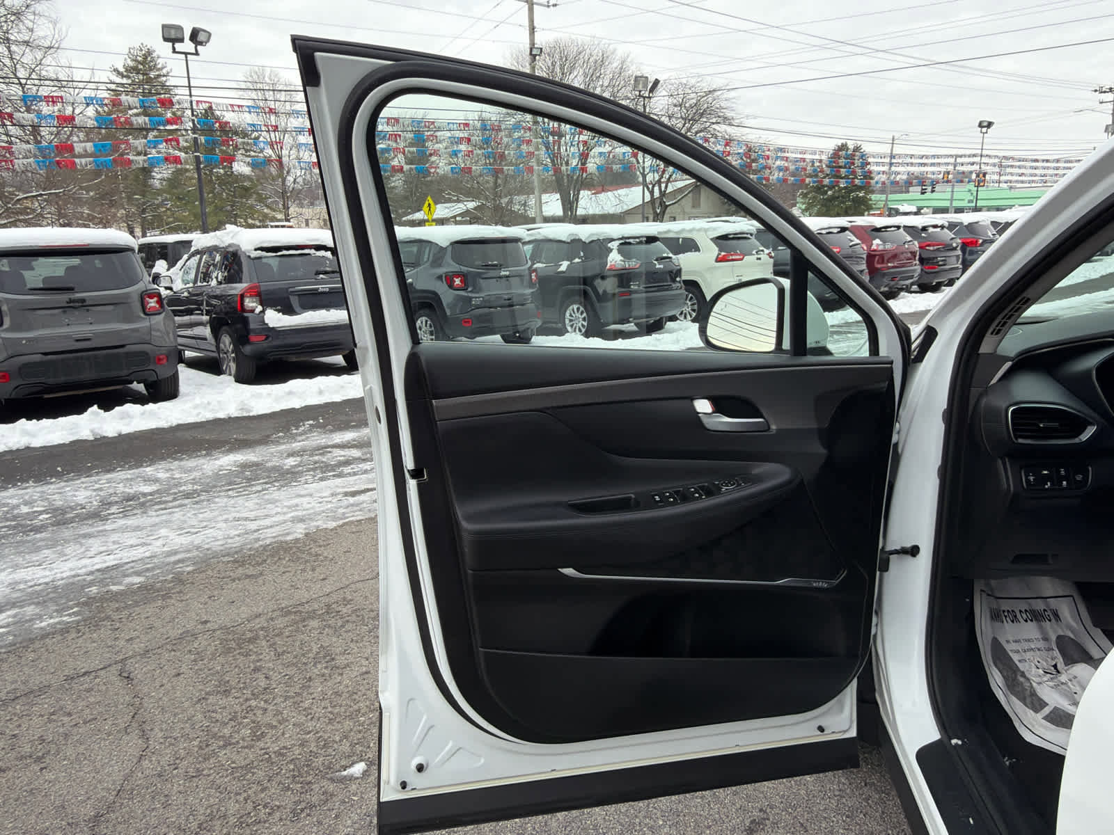 Used 2019 Hyundai Santa Fe SEL image 15