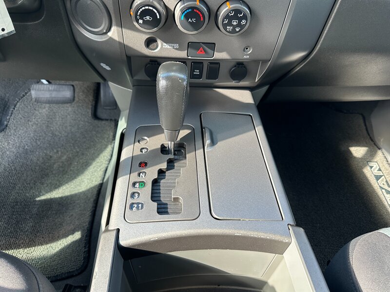 Used 2007 Nissan Titan SE RWD image 21