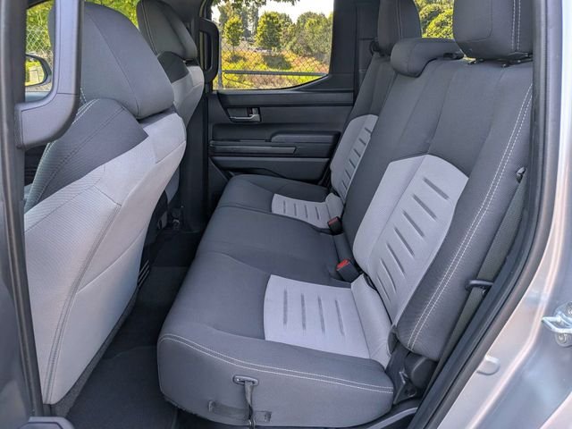 Used 2024 Toyota Tacoma TRD Off-Road AWD/4WD image 15