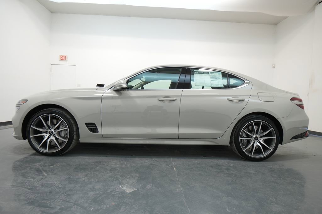 New 2026 Genesis G70 2.5T image 4