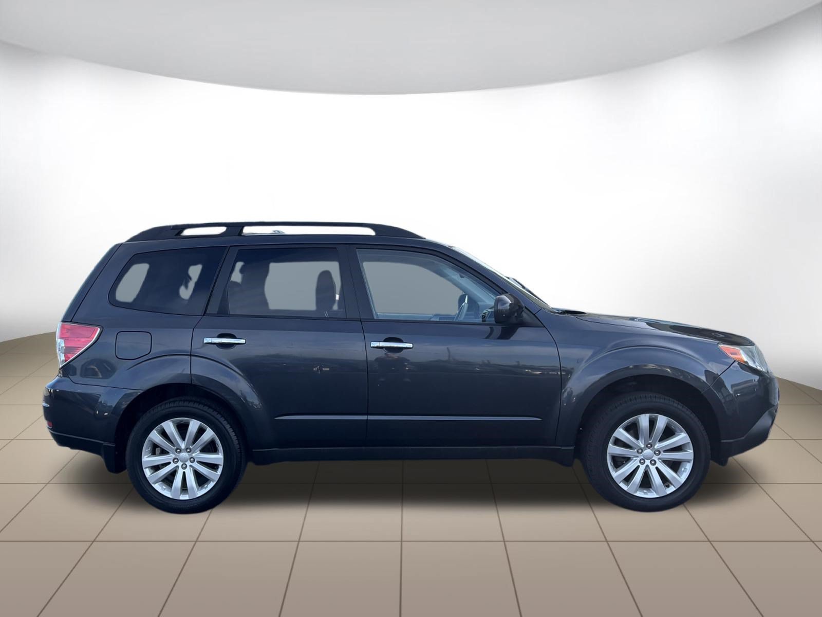 Used 2012 Subaru Forester 2.5X Limited AWD/4WD image 8