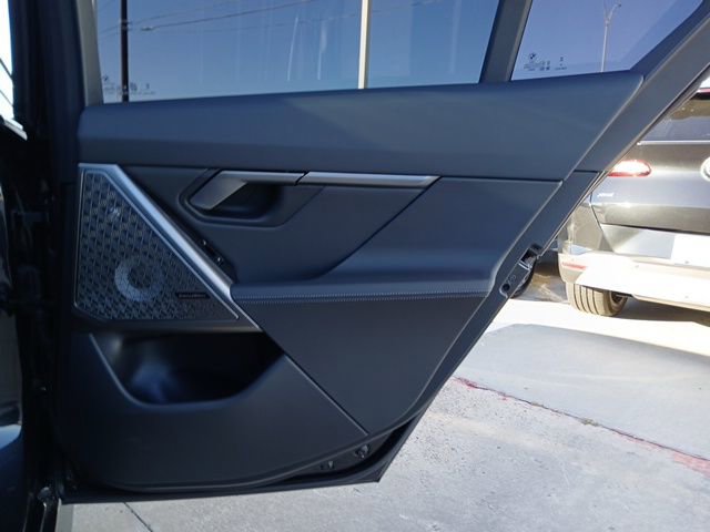 New 2025 BMW i5 M60 w/ Premium Package image 11