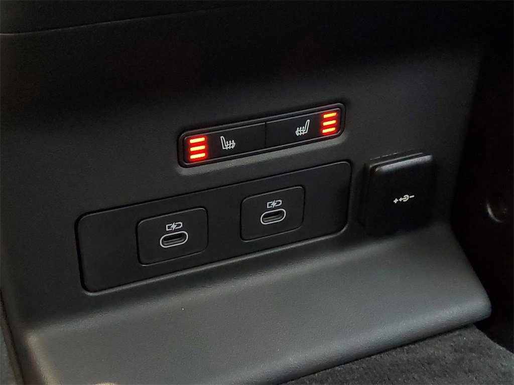 New 2026 Land Rover Range Rover Velar Dynamic SE image 35