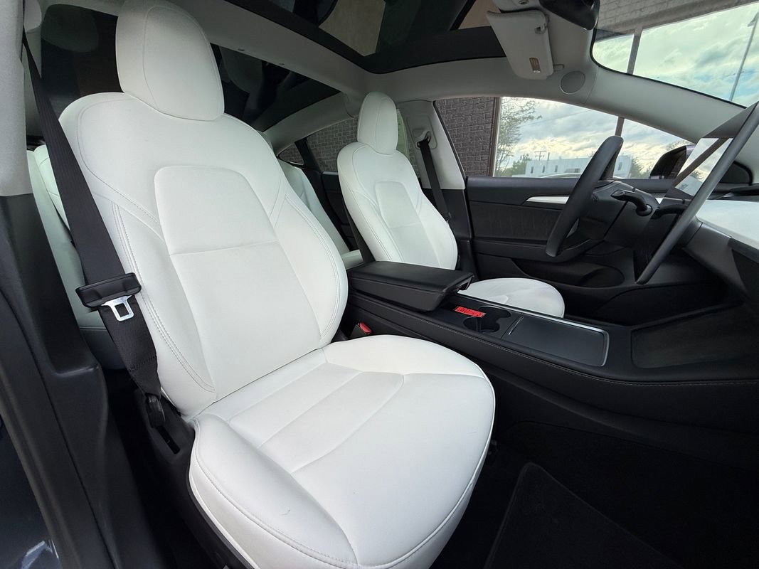 Used 2022 Tesla Model 3 Long Range AWD/4WD image 18