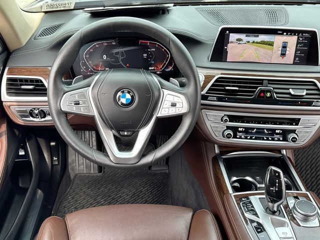 Used 2020 BMW 750i xDrive AWD/4WD image 14