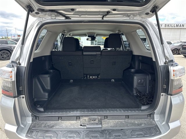 Used 2024 Toyota 4Runner TRD Off-Road image 9