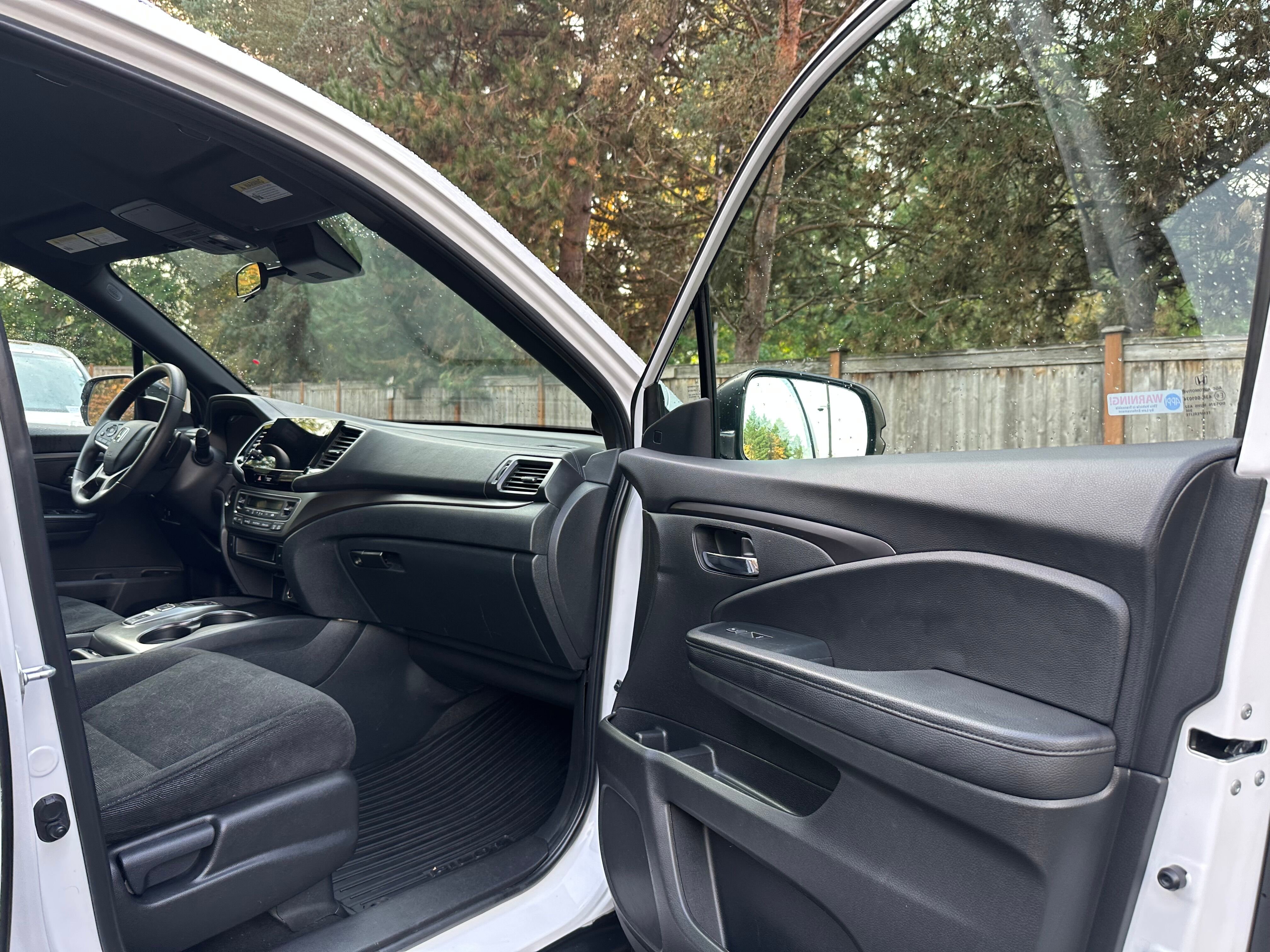 Used 2022 Honda Pilot Sport image 8