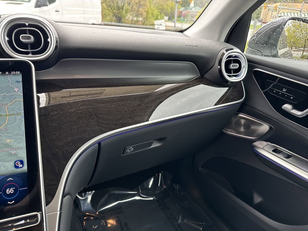 New 2025 Mercedes-Benz GLC 350e 4MATIC image 25