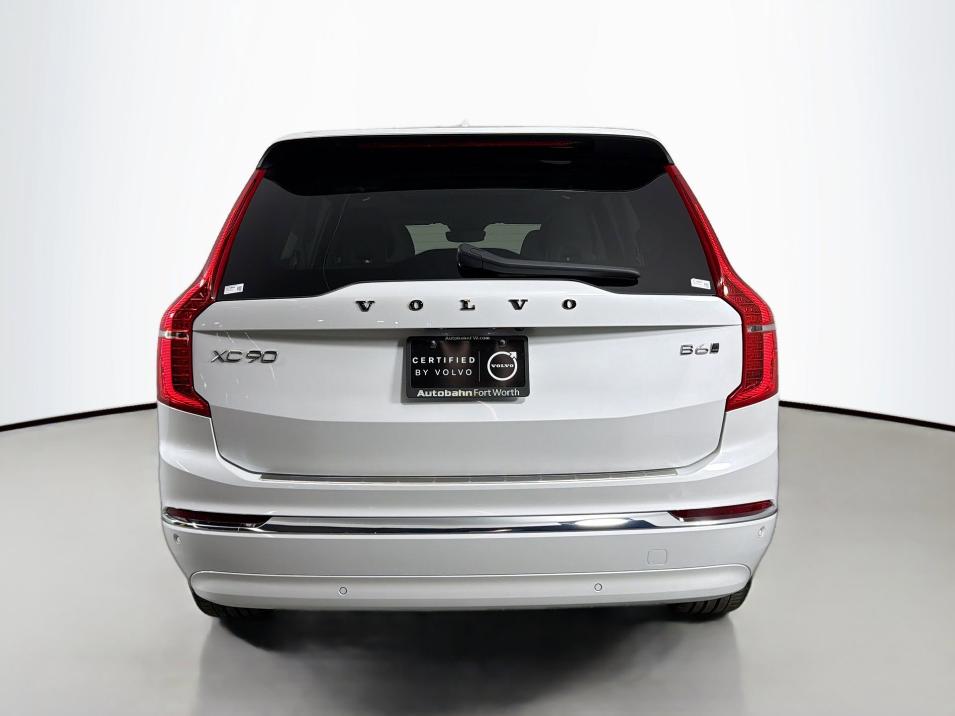 Certified 2024 Volvo XC90 B6 Ultimate w/ Protection Package Premier AWD/4WD image 7