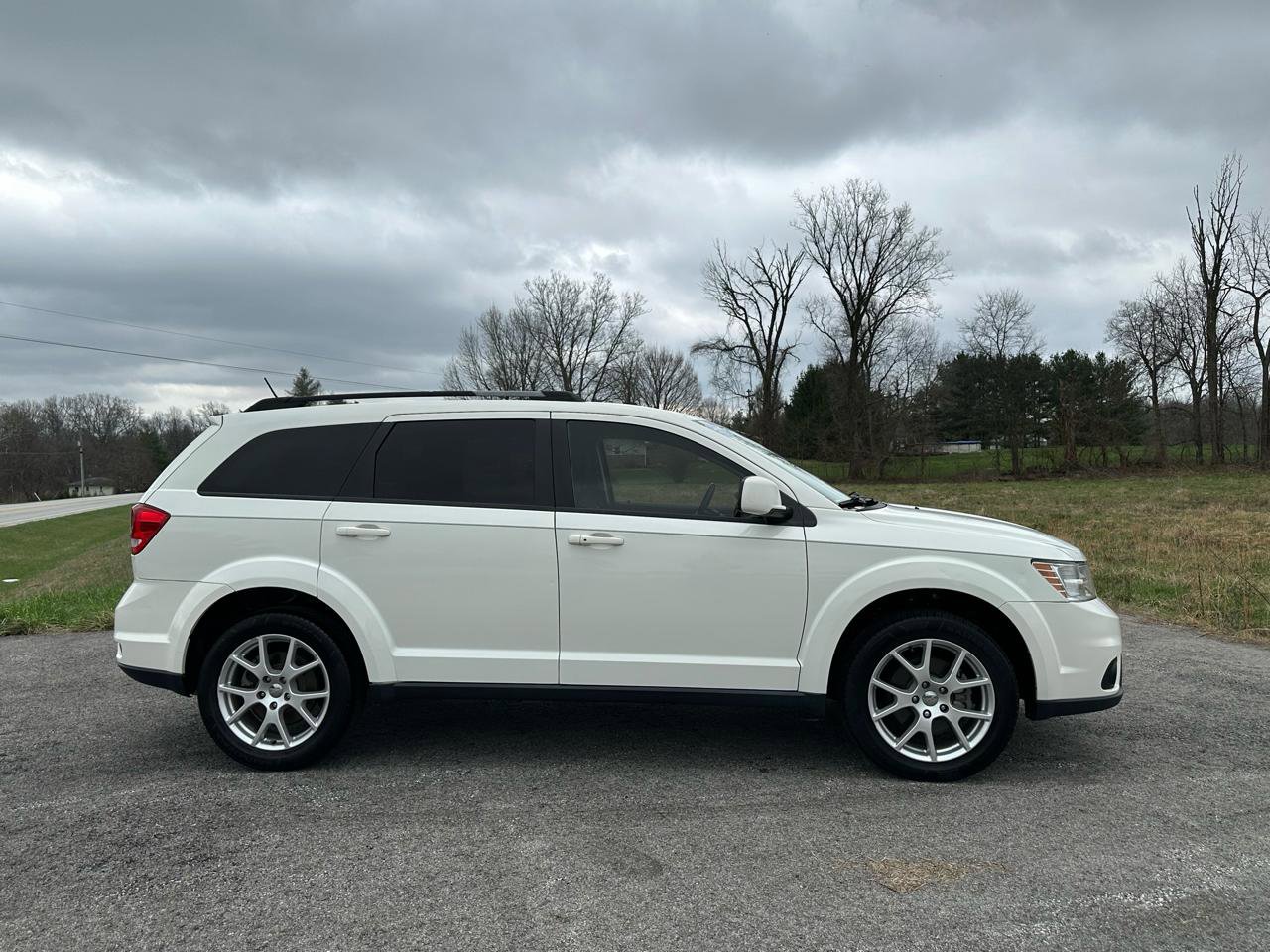 Used 2017 Dodge Journey SXT w/ Premium Group image 9