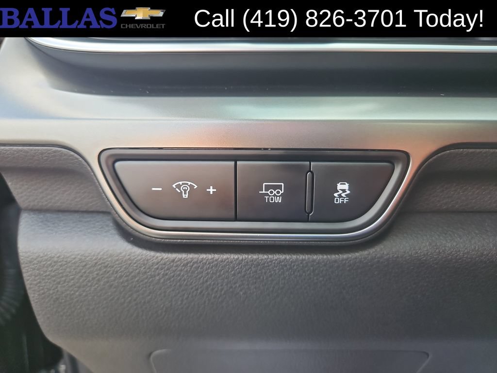 Used 2026 Kia Carnival SX w/ SX Dark Edition Package FWD image 19