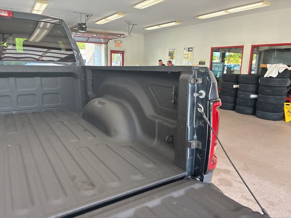 Used 2025 RAM 2500 Big Horn AWD/4WD image 21