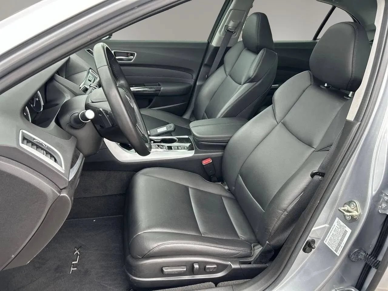 Used 2020 Acura TLX V6 SH-AWD image 10