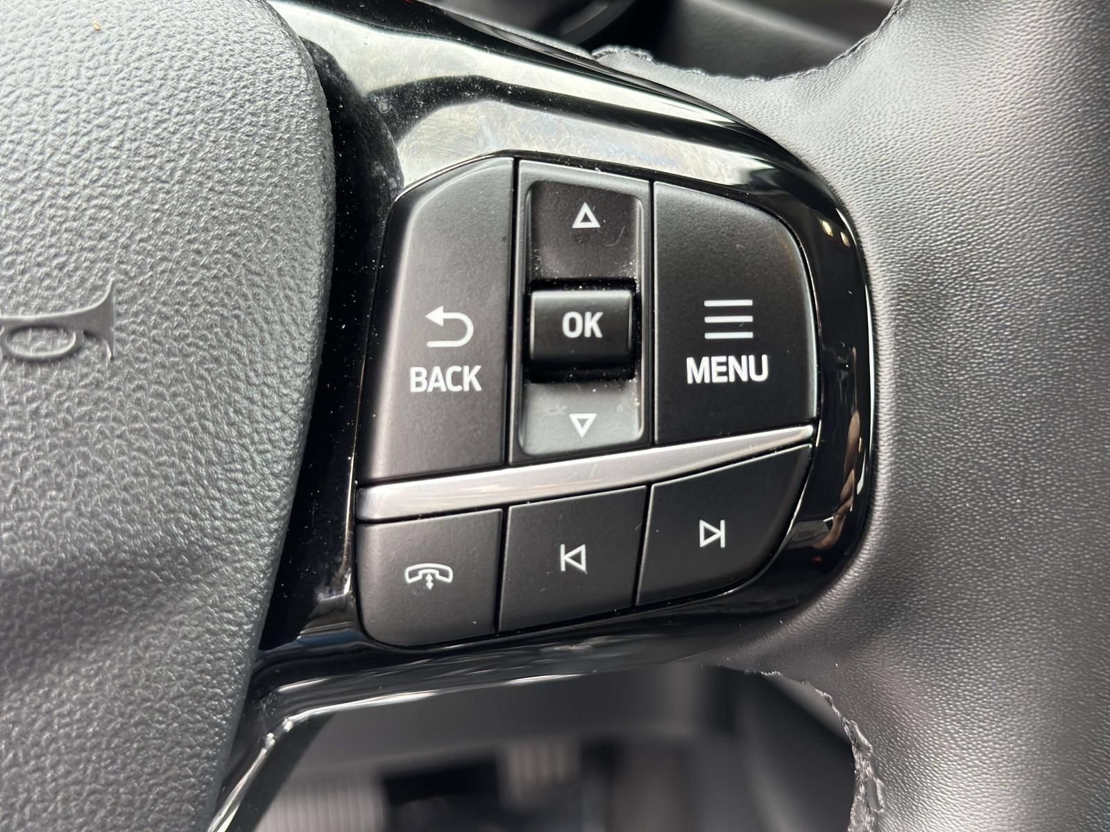 Used 2024 Ford Escape Active w/ Tech Pack #1 AWD/4WD image 18