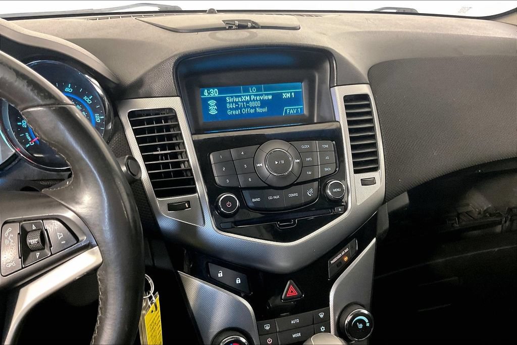Used 2011 Chevrolet Cruze LTZ FWD image 8