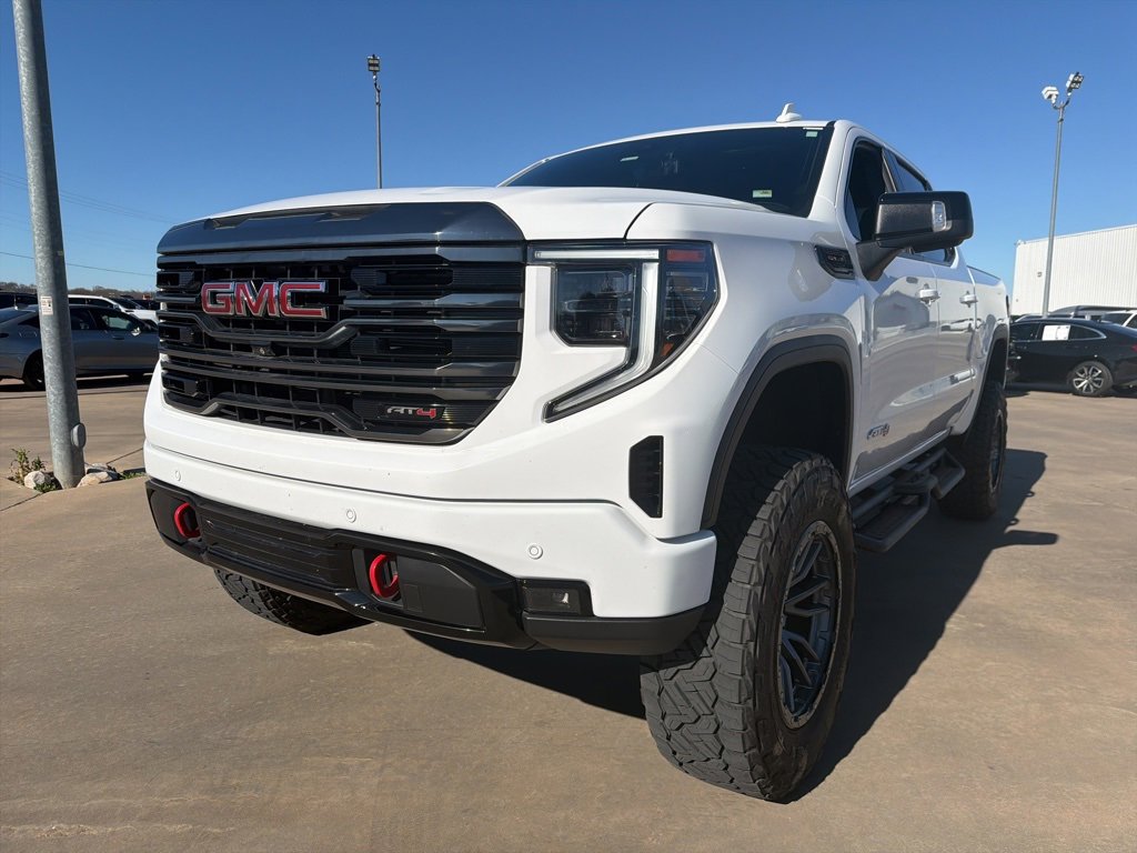 Used 2023 GMC Sierra 1500 AT4 w/ Technology Package image 8