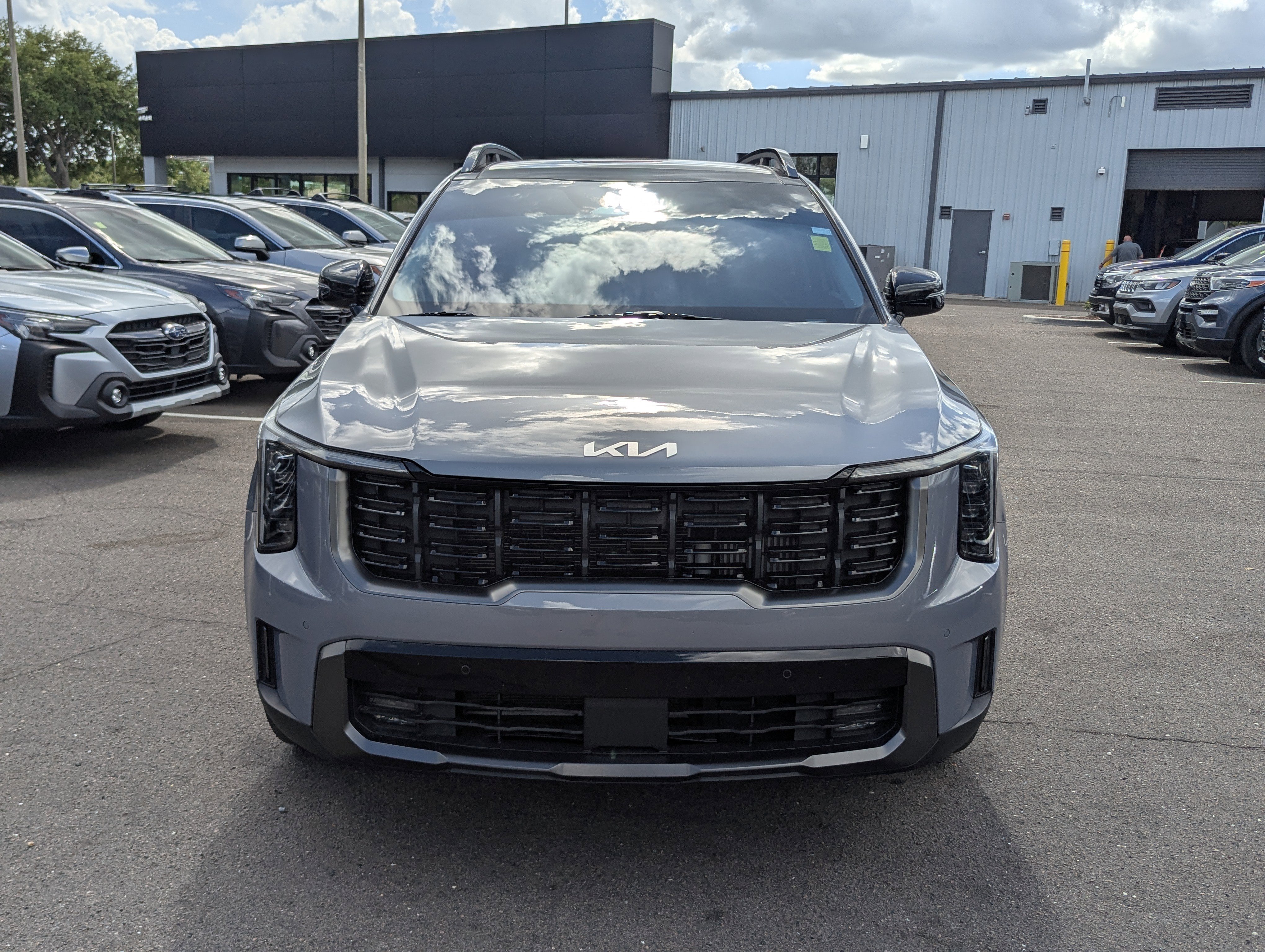 Certified 2024 Kia Sorento X-Line EX image 3