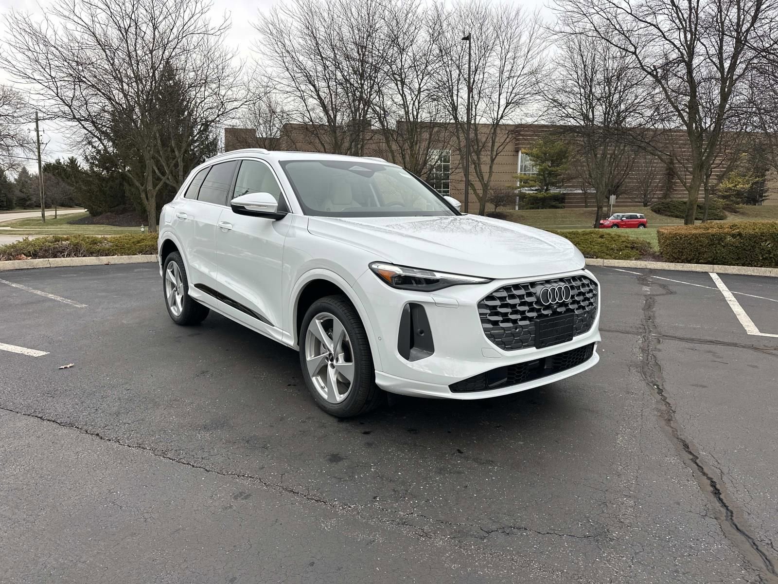 New 2025 Audi Q5 Prestige